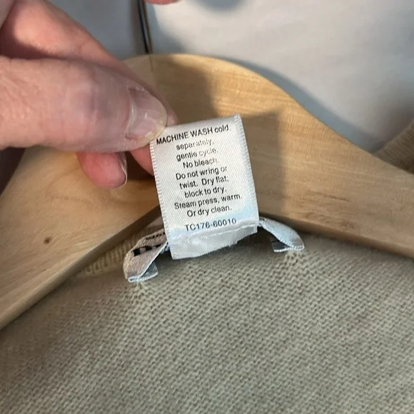 Pendleton Cream Button-Up Cardigan - Picture 11 of 13